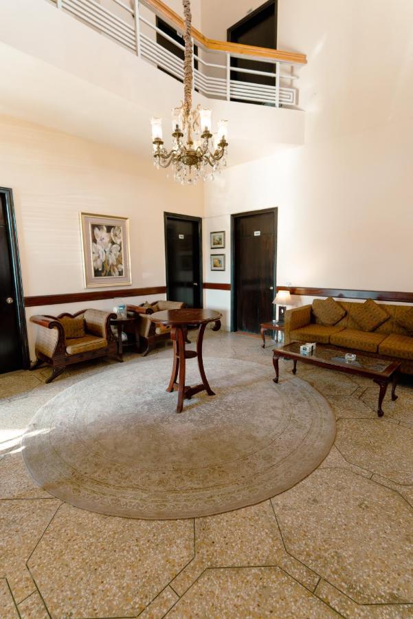Vip House Hotel Peshawar Luaran gambar